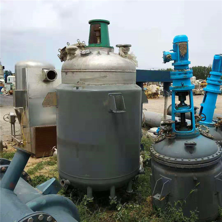 
襄阳宜城二手不锈钢螺带混合机高效节能混合均匀设备