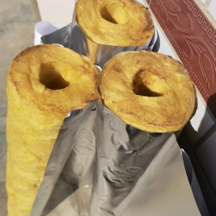 宿迁离心玻璃棉管-铝箔玻璃棉管怎么联系