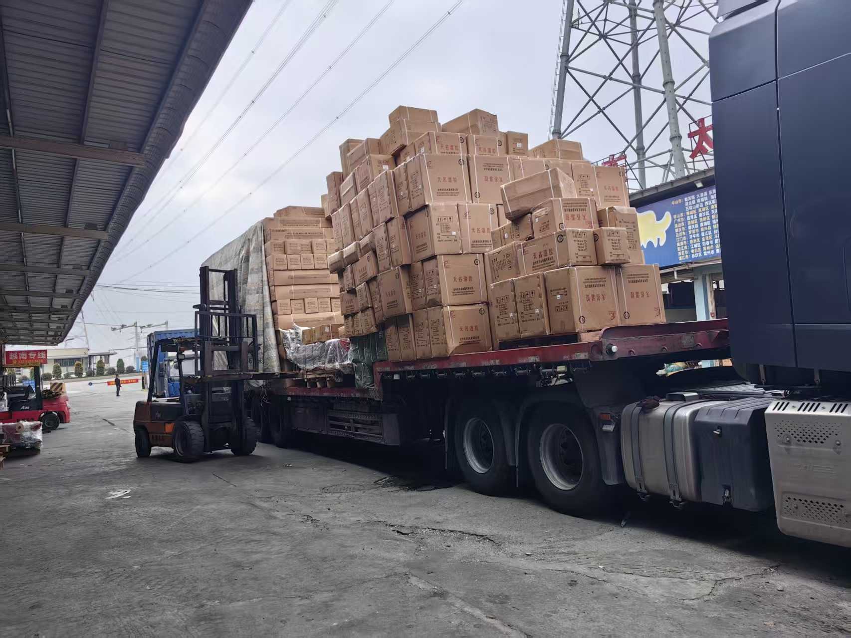 石家庄到曲靖物流专线-挖掘机运输2026(全+境+直+达)