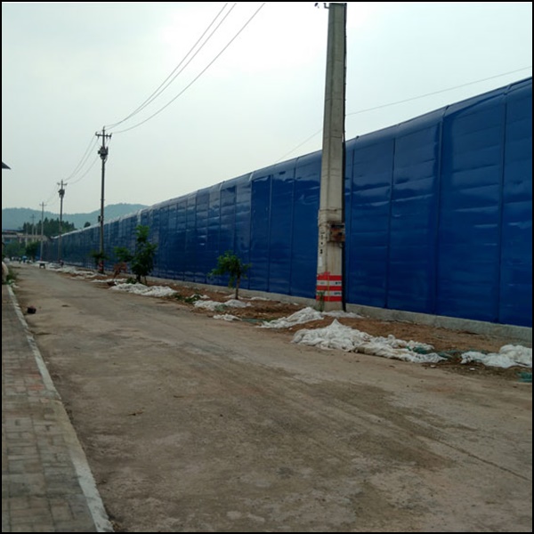 杭东丝网空调机组声屏障采用装配式轻量插拔设计，极大地压缩了现场工期
