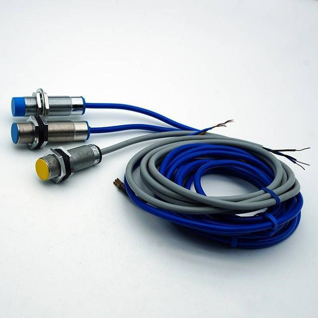 BES516-329-BO-C-PU-05接近开关传感器