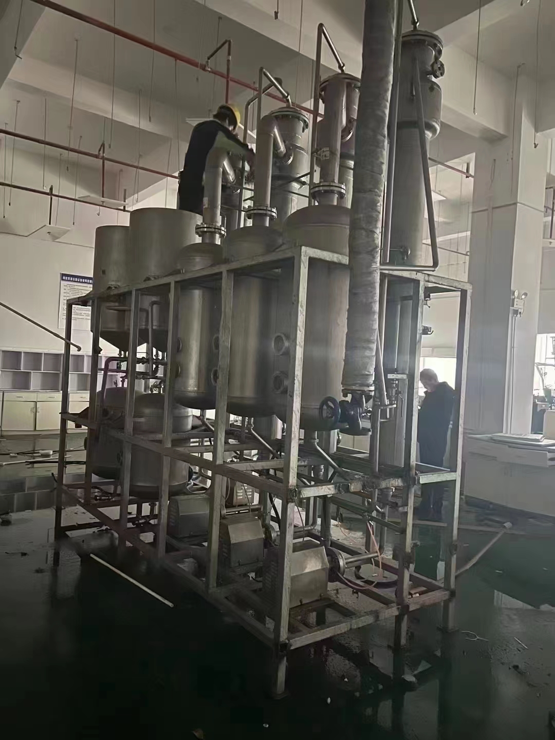 
大同云岗区二手卧式双机推料离心机现货有转让性能稳定欢迎选购