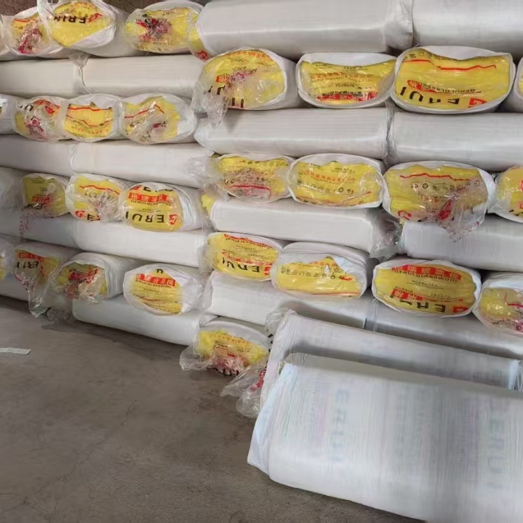 陇南憎水玻璃棉板/隔热玻璃棉卷毡报价