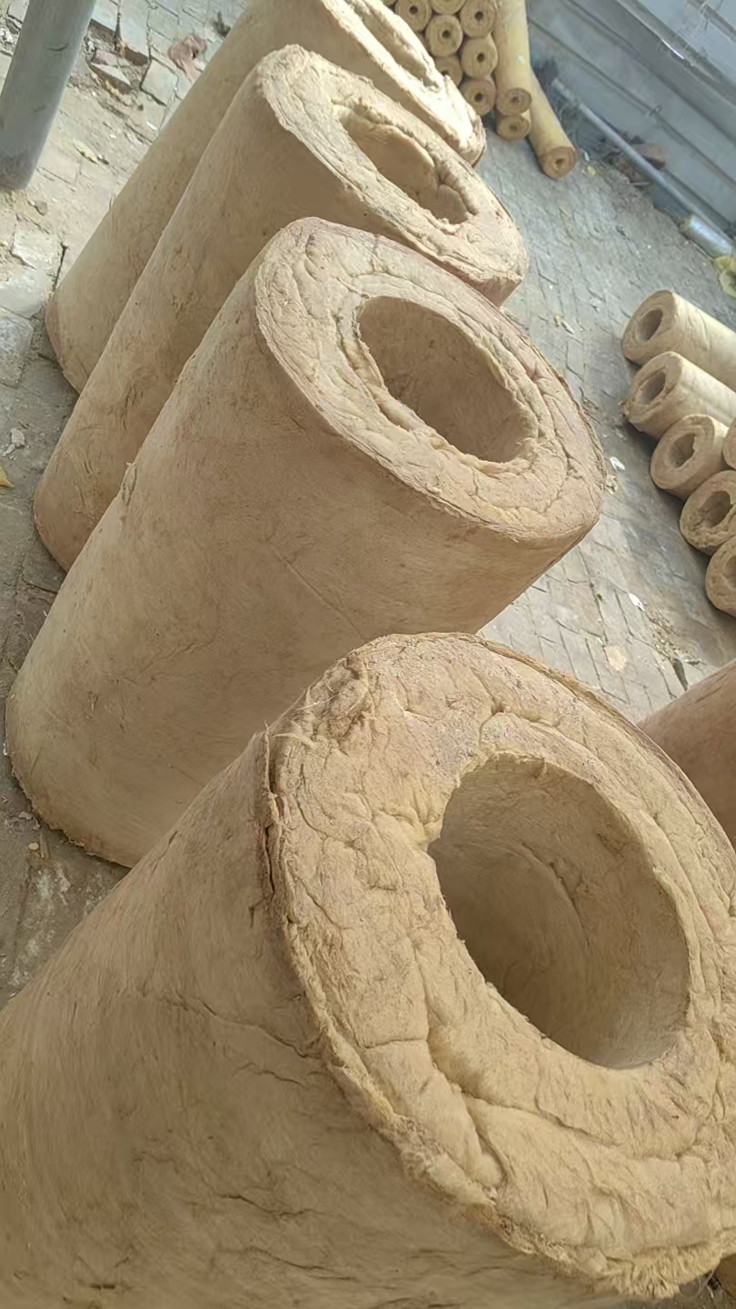金昌A级岩棉保温管制作厂家-实时跟进全+境+到+达