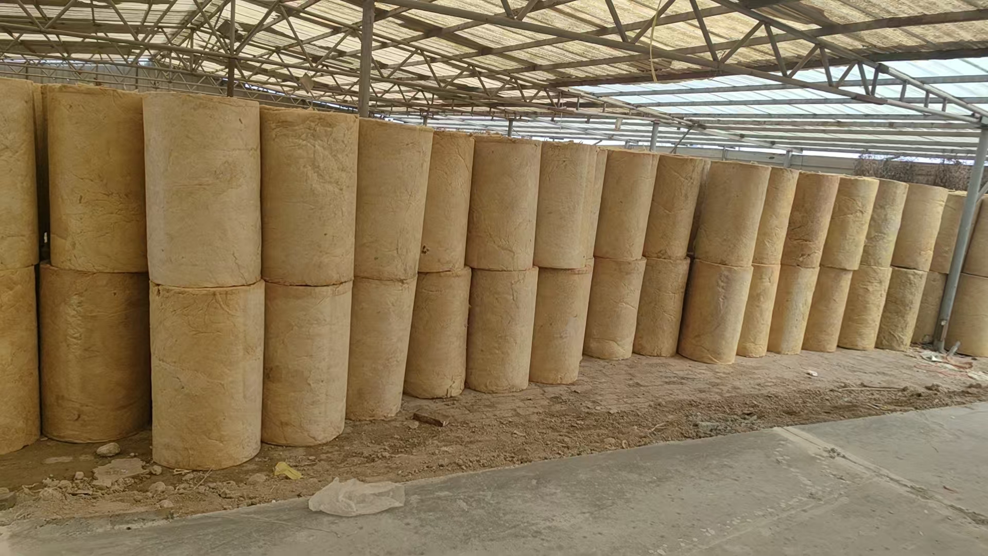 保山A级岩棉保温管制作厂家-实时跟进全+境+到+达