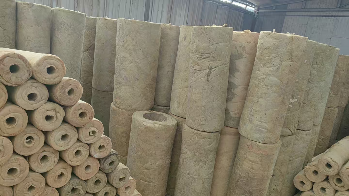 南阳管道保温管怎么联系-实时跟进全+境+到+达