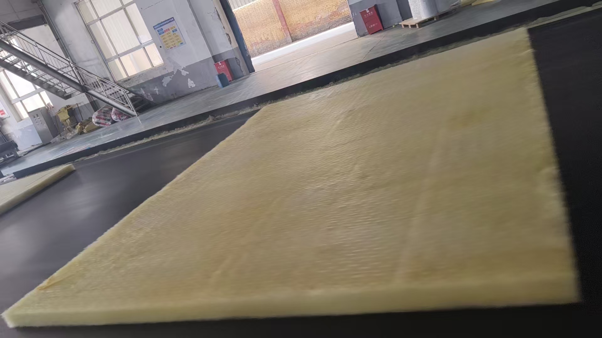 蚌埠憎水玻璃棉板/隔热玻璃棉卷毡供货