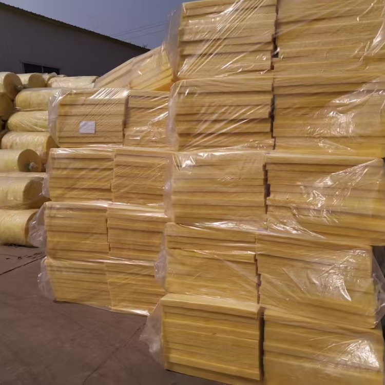 伊犁哈萨克高温玻璃棉板/隔热玻璃棉卷毡供货