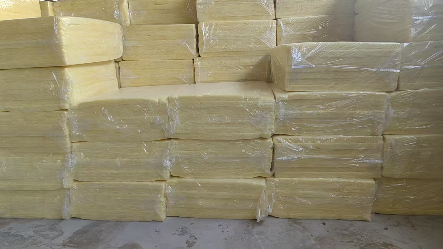 三亚离心玻璃棉板/隔热玻璃棉卷毡供应