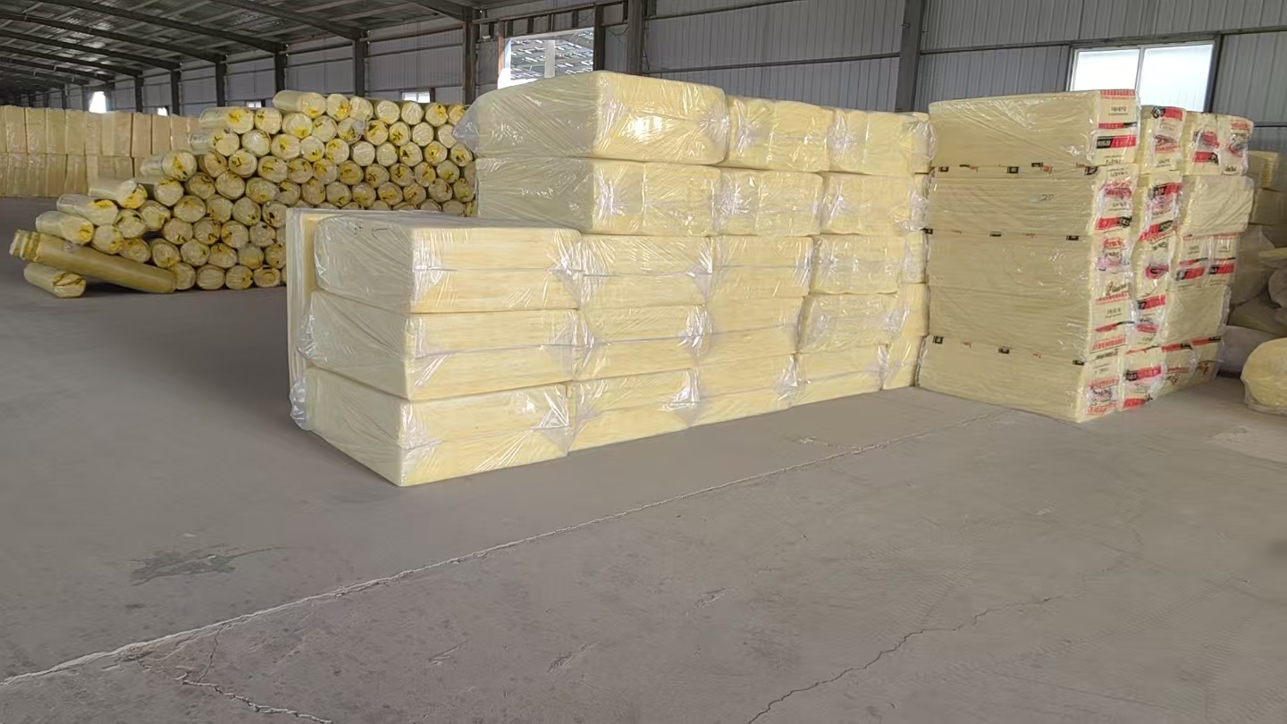 广州离心玻璃棉保温板/贴面玻璃棉卷毡厂家