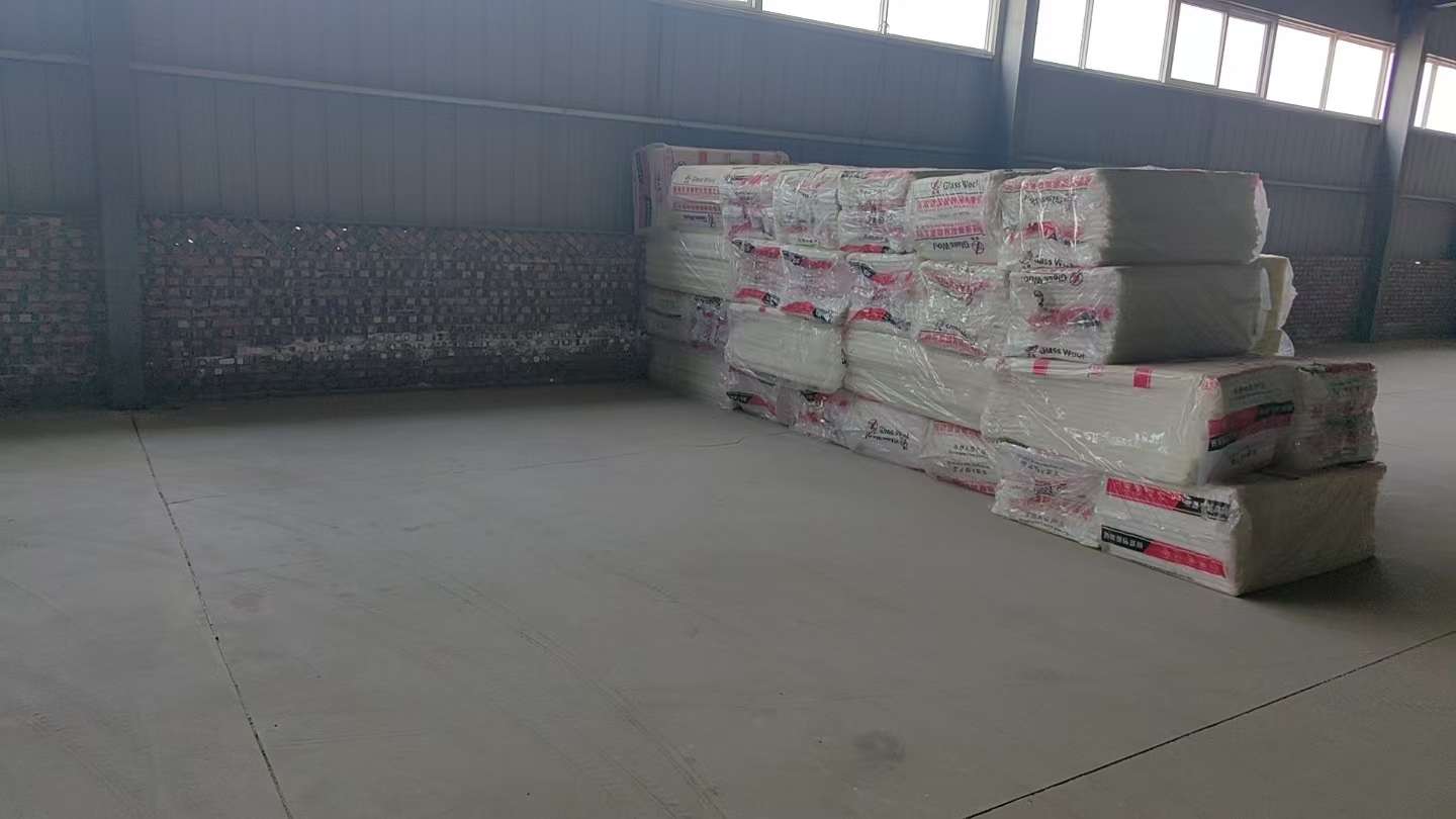 甘南玻璃棉保温板/贴面玻璃棉卷毡厂家