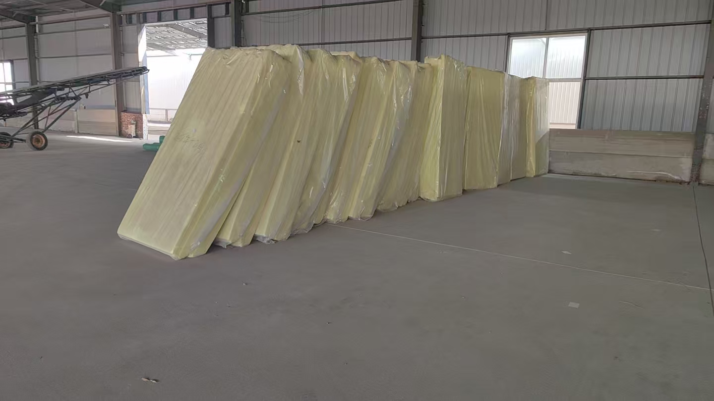 深圳普通玻璃棉板/玻璃棉卷毡报价