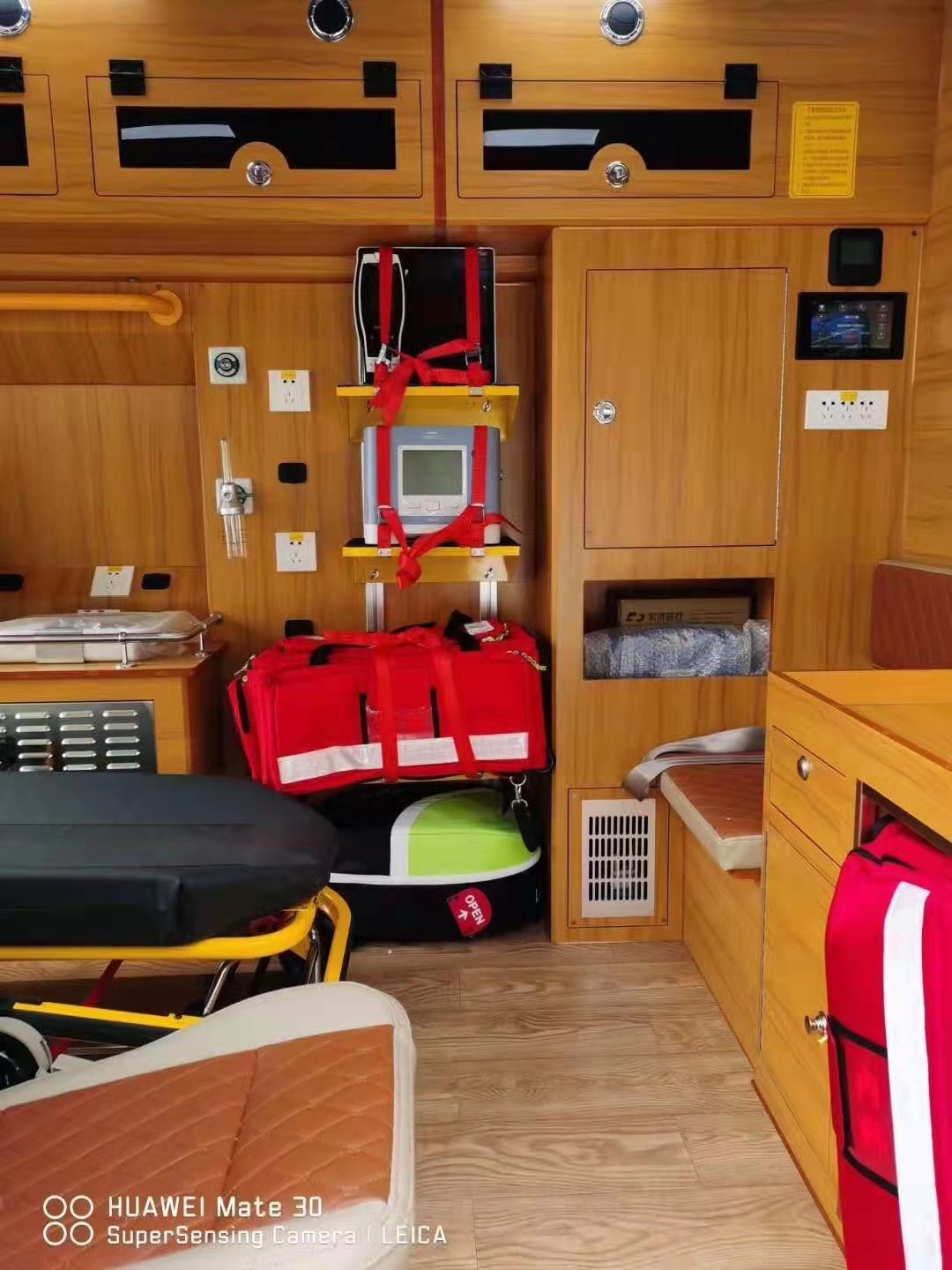 贵港救护车跨省转运【跨省转运】/2026今日各省市+全境派送