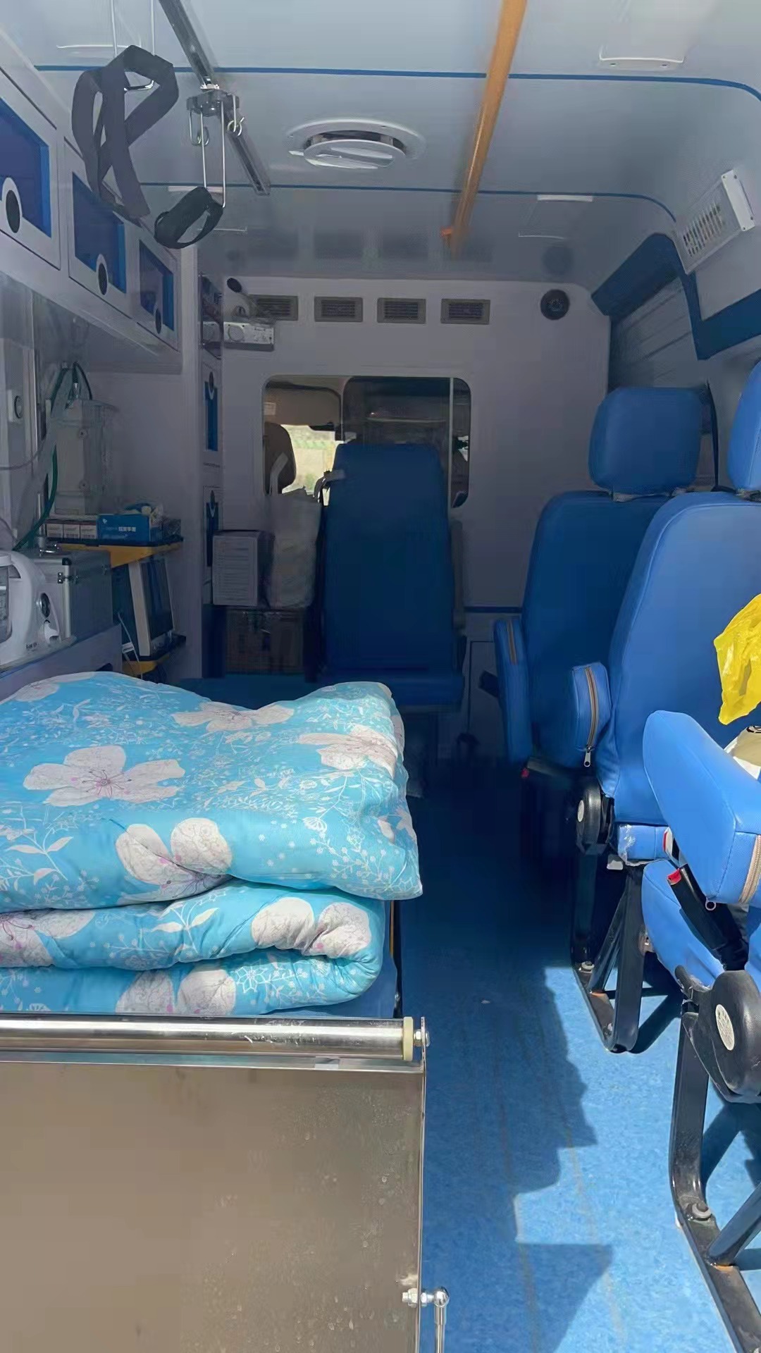 救护车出租:文山救护车出租【转院护送】/2026今日各省市+全境派送