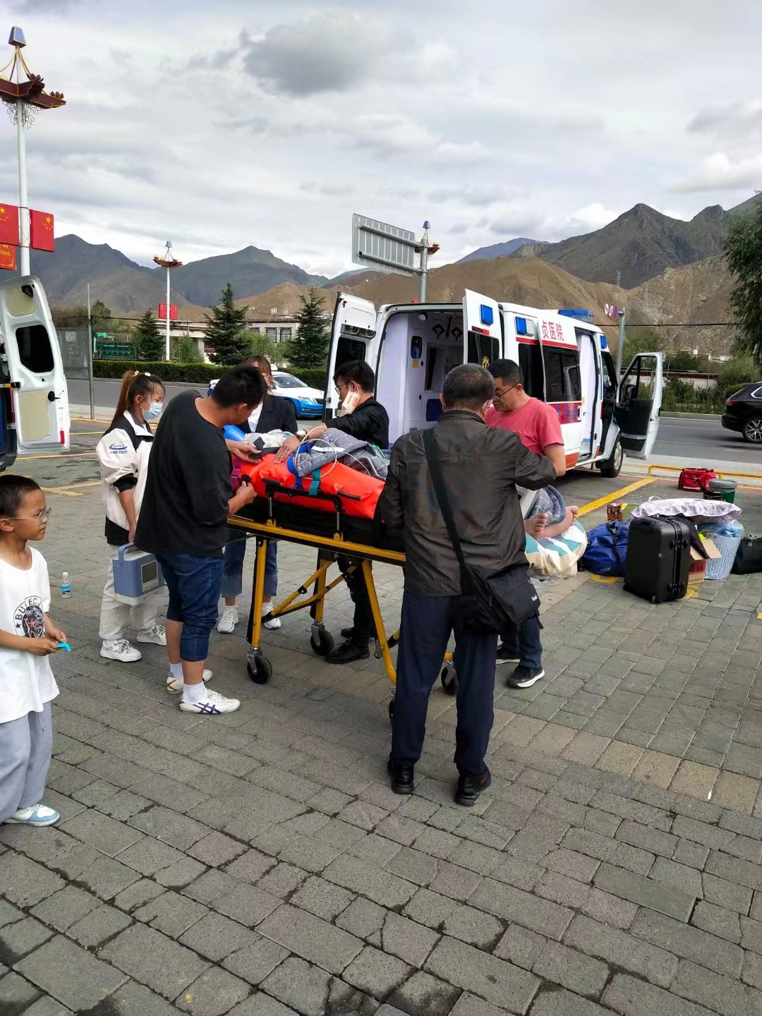 救护车出租:台州救护车送病危患者回家【跨省护送】「全境直达」2026一览