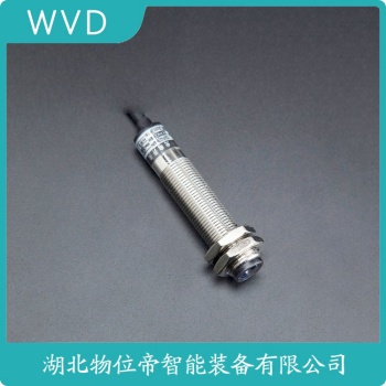 接近开关安装使用 E3FA-DP15
