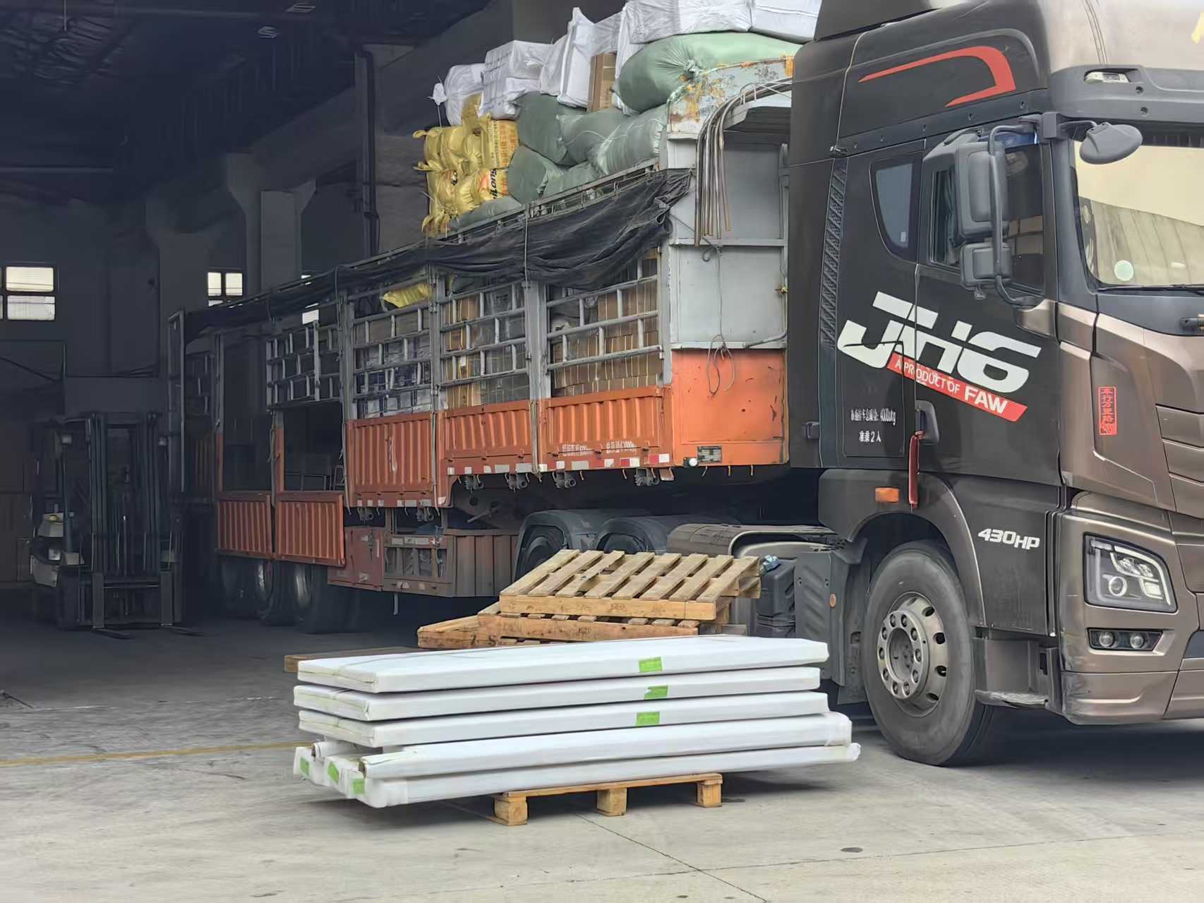 北京到乌鲁木齐物流专线-物流有优惠吗(免费上门取货/全+境/+送+达)