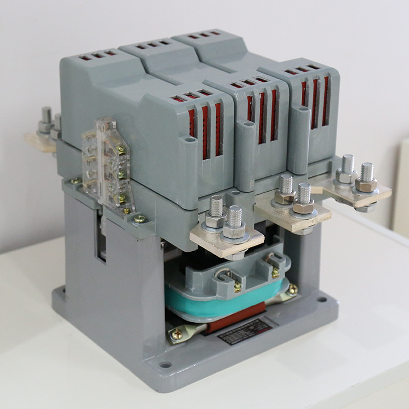 CJ24-250/3交流接触器