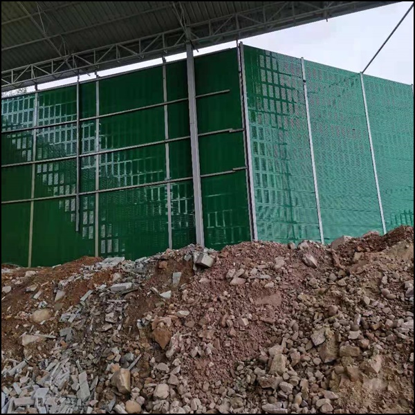 甘肃定西隔声屏障选型参考:侧重于高海拔干旱气候下密封结构的安全稳定性