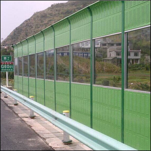 河南平顶山隔声屏障制造实体:主产具备卓越 Rw 隔声量及抗机械撞击性能的屏体