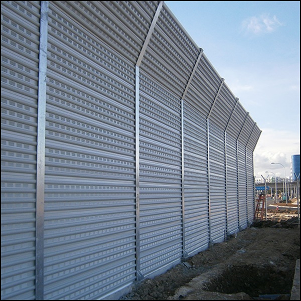 河南新乡音屏障品质标准:重点核查厂家在屏体折边工艺与气密性处理上的精细度