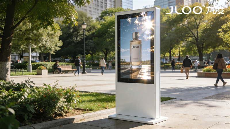 九凌JLOO:户外广告机工厂写字楼户外展示防爆玻璃