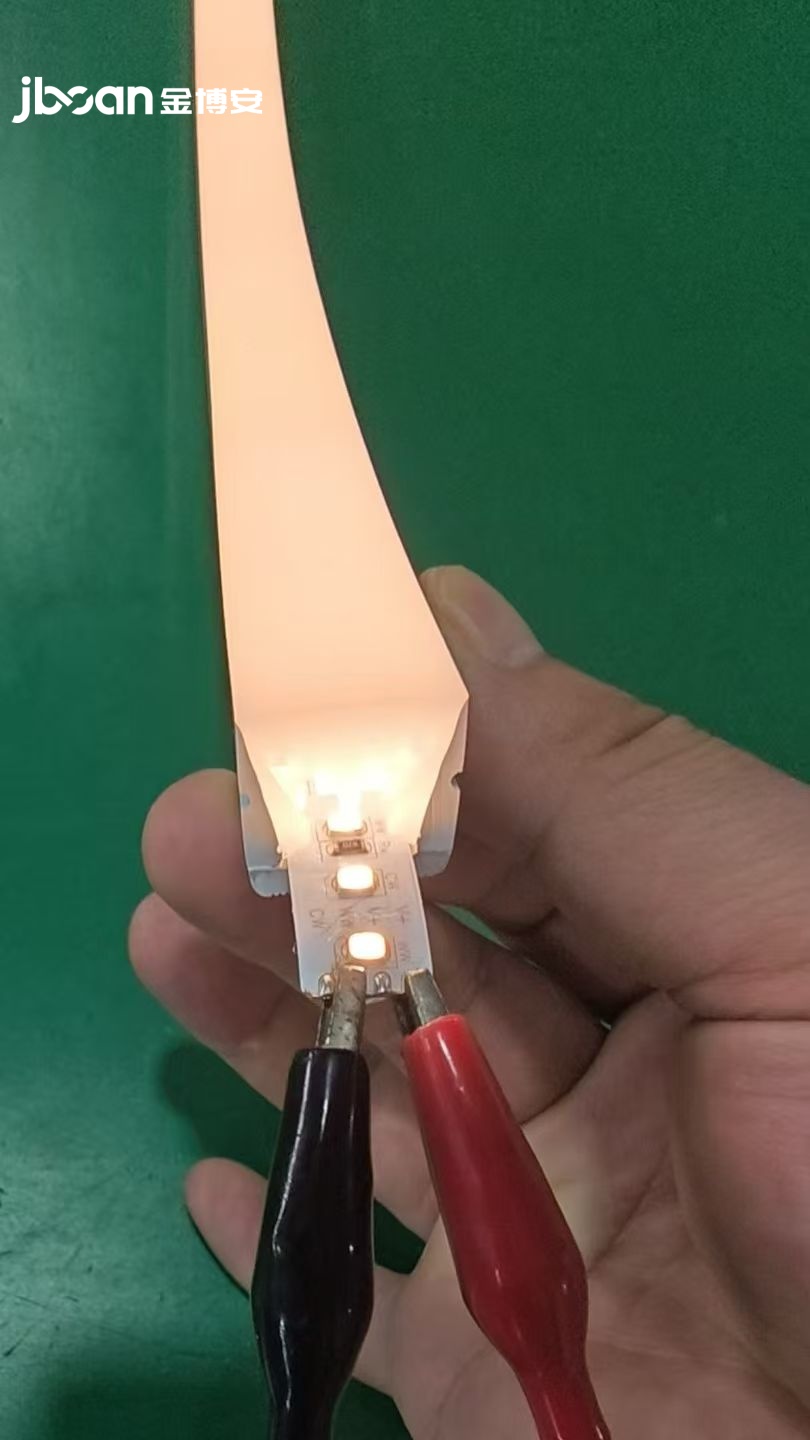 2026年4月最新JBOAN金博安：24W全彩洗墙灯超高层夜间照明工程级灯具优质厂家