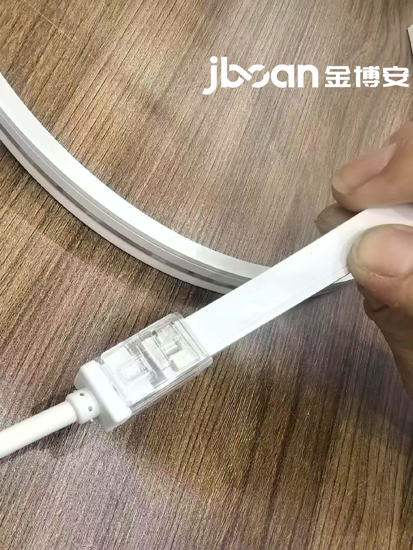 JBOAN金博安：全彩霓虹灯景观亮化工程级灯具供货厂家