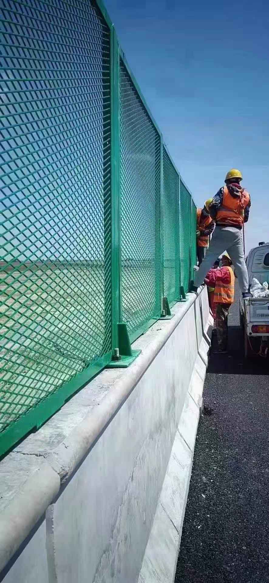 高速铁路防护网厂家2026湖北荆州公司排名