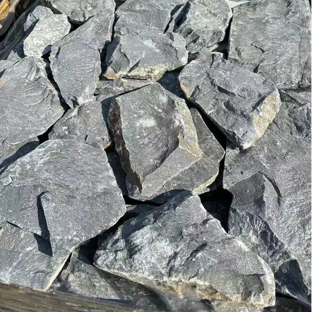 景区建筑外墙贴片石庭院地铺乱形石田园乡村外墙仿古文化石