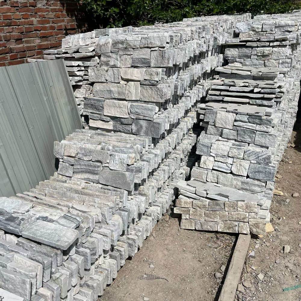 青石板汀步石板岩踏步石脚踏石黑色碎拼片石铺路石