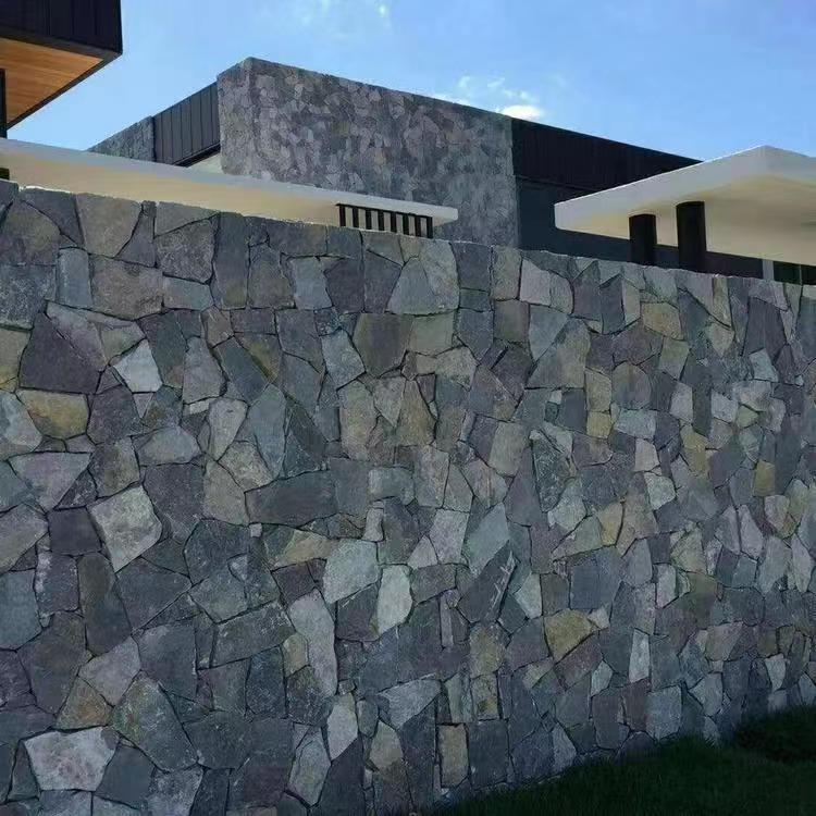 深灰色碎拼石不规则灰色乱形片石铺地石毛石砌墙文化石