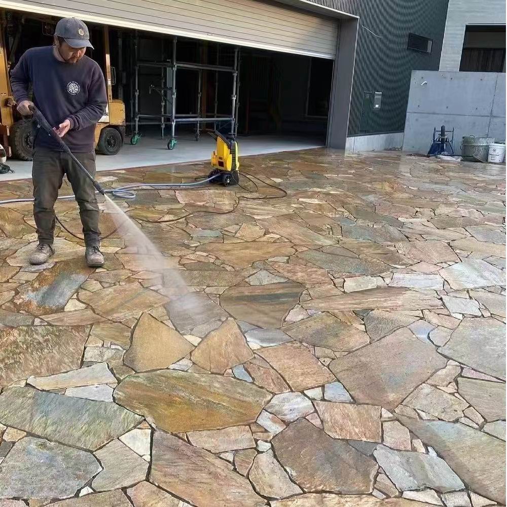 2026年焕新：狗牙道面块片石厂家排名解读