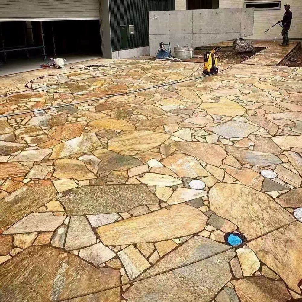 2026高性价比之选：公园景墙粉石英碎拼石厂家排名解读