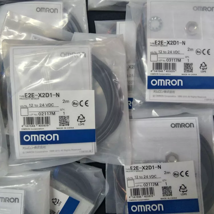 E3F3-R12M光电开关传感器